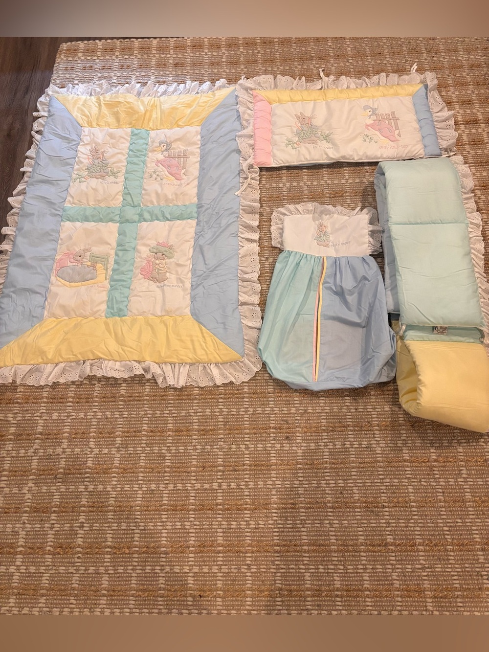 Vintage Beatrix Potter Quiltex Embroidered Crib Bedding Set Peter Rabbit Made US